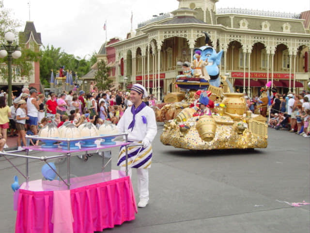 Disney's Magical Moments Parade - Aladdin Float